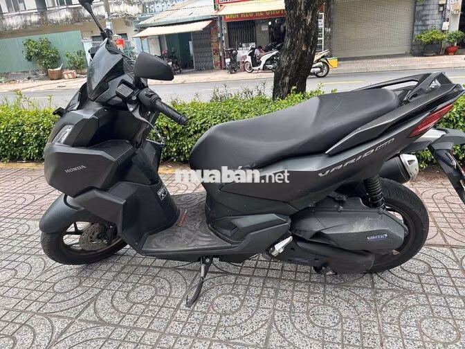 Honda Vario 160 Đen