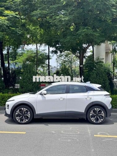 VinFast VF6 Plus 2025 Trắng ngọc trinh