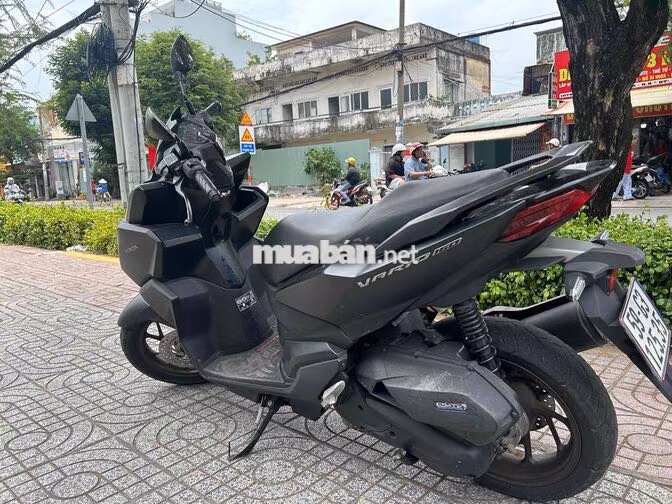 Honda Vario 160 Đen