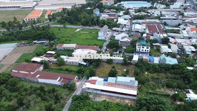 Chú 9 định cư nước ngoài bán mặt tiền Đỗ Quang Cơ sổ riêng giá 830tr