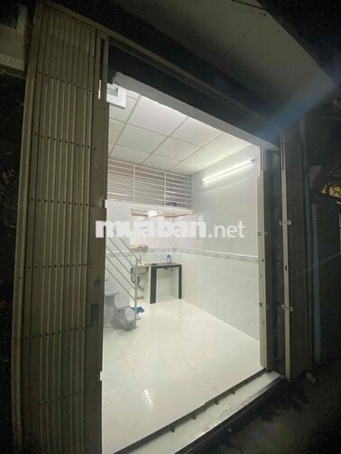 Nhà cho thuê lâu dài hẽm 88 Nguyễn khoái P2 Quận 4