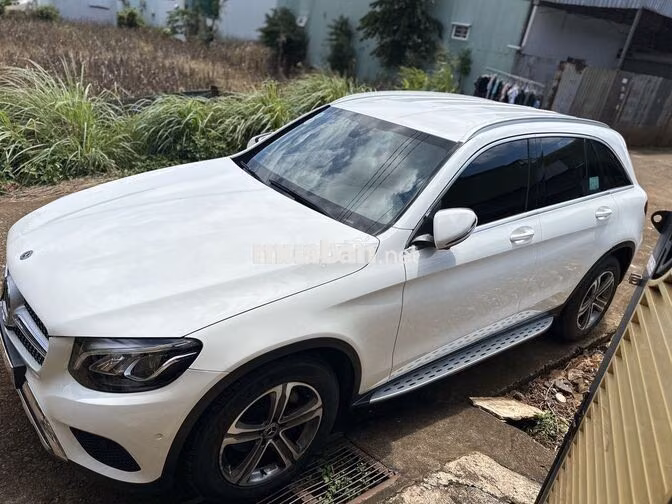 Mercedes-Benz GLC200 2019 Trắng 80000 km