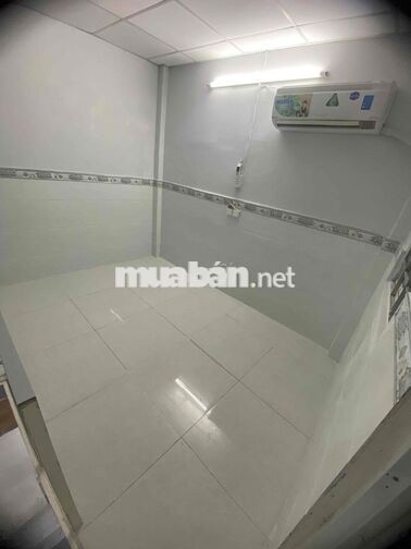 Nhà cho thuê lâu dài hẽm 88 Nguyễn khoái P2 Quận 4