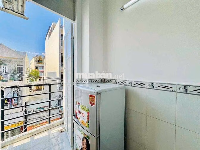 Duplex ban công ngay galaxy Kinh Dương Vương (30/9 trống)