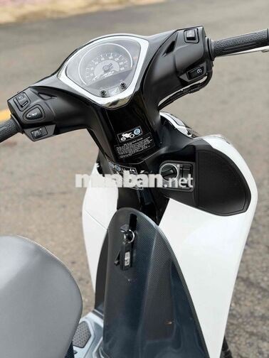 Chính chủ bán SH_MODE - Trắng Đen - Abs
