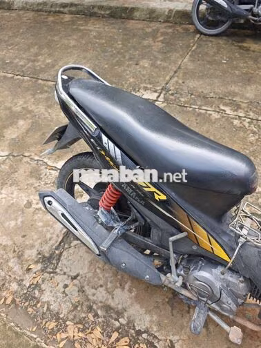 Yamaha Sirius Đen Vàng Xe số