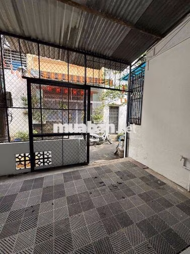 Hot. Nhà cấp 4 có gác cao, Dt 4*18, P. Tân Thành, Q. Tân Phú