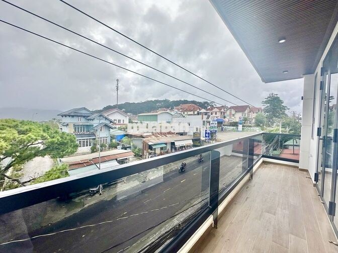 CHO THUÊ CĂN HỘ 1 PN FNT CÓ BAN CÔNG PHƯỜNG 4 ĐÀ LẠT