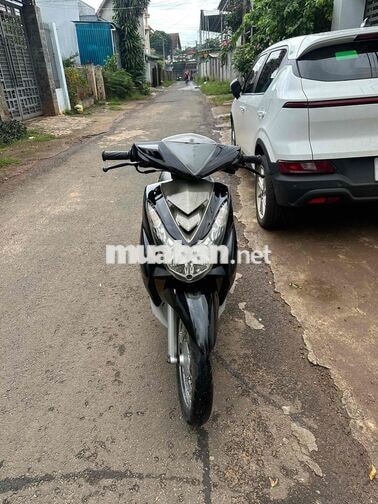Yamaha Ultimo Đen