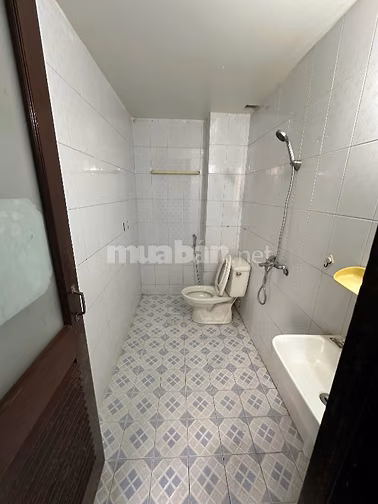 Cho thuê nhà 26 ngõ 203 đường hoàng quốc việt 