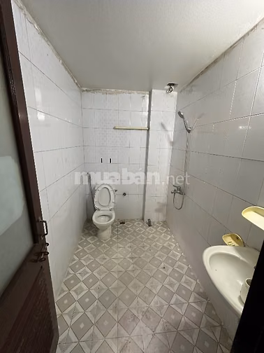 Cho thuê nhà 26 ngõ 203 đường hoàng quốc việt 