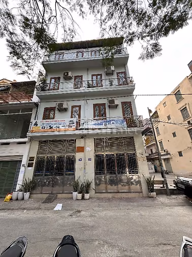 Cho thuê nhà 26 ngõ 203 đường hoàng quốc việt 