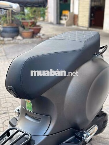 Piaggio Vespa Sprint 125 i-get Xám 23.000 km