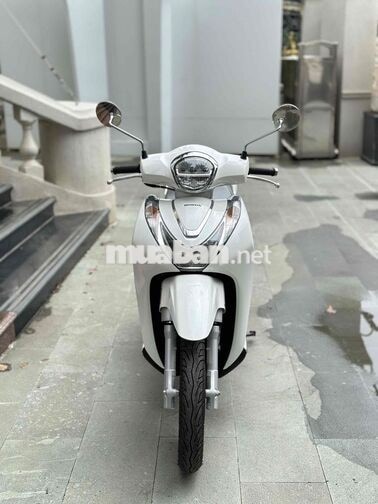Honda SH Mode 2025 Trắng 750 km ( bao tua)
