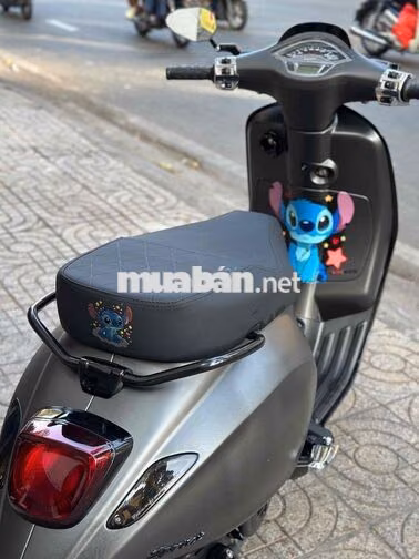 Piaggio Vespa Sprint 125 i-get Xám 23.000 km