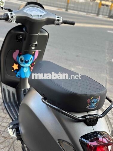 Piaggio Vespa Sprint 125 i-get Xám 23.000 km