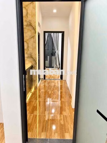 Bán nhà phố đẹp đường xe ô tô tải nhỏ vào tận nhà