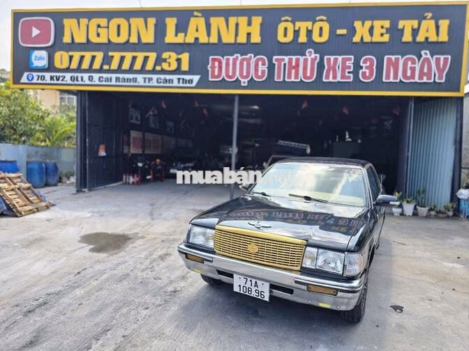 Toyota Crowm 1995 doạn đẹp có bảo hành.
