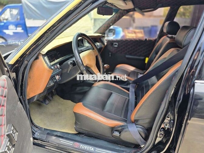 Toyota Crowm 1995 doạn đẹp có bảo hành.