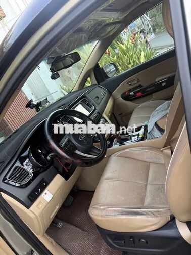 KIA GRAND SEDONA 2018 Vàng 7 chỗ Tự động 124754 km