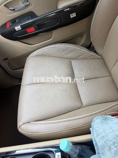 KIA GRAND SEDONA 2018 Vàng 7 chỗ Tự động 124754 km