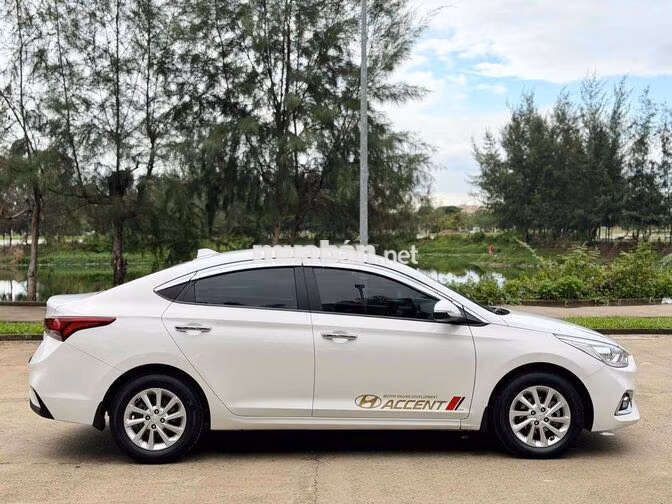 Hyundai Accent 1.4MT 2019 Trắng Số sàn