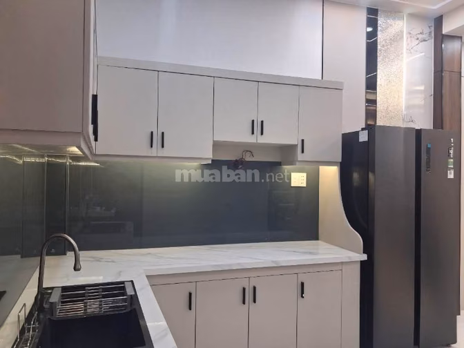 NHÀ MỚI tặng full nội thất HXH LÊ VĂN QUỚI