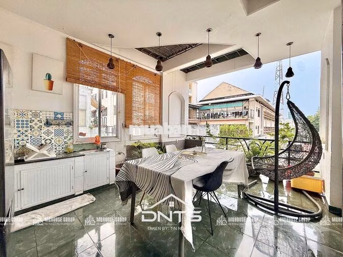 Penthouse 55m2 sân vườn gần Công Trường Mê Linh, Phố Nhật, Cầu Bason