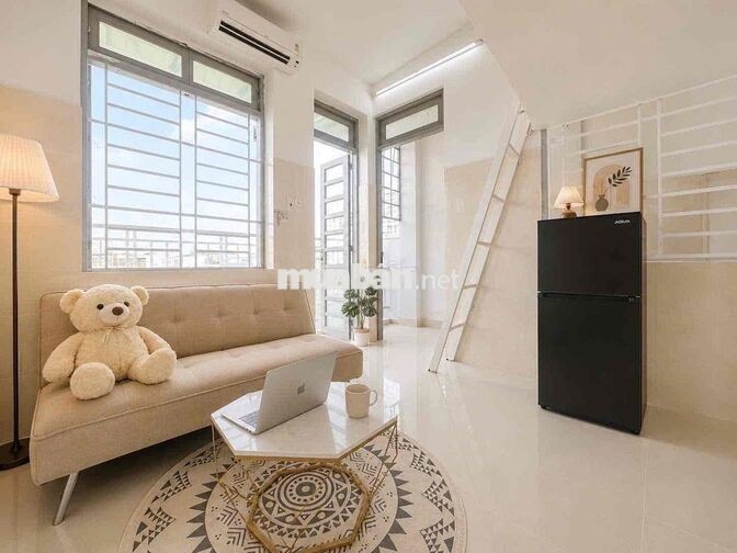 CHDV DUPLEX BAN CÔNG RIÊNG , FULL NỘI THẤT, GẦN HỌC VIỆN HÀNG KHÔNG