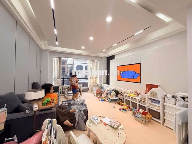🏡 NHÀ ĐẸP TÂM HUYẾT – 287M² SÀN | GARA Ô TÔ | ĐƯỜNG 6M VỈA HÈ | NGUYỄN