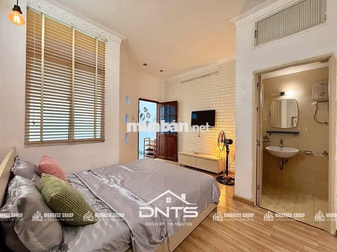 Penthouse 55m2 sân vườn gần Công Trường Mê Linh, Phố Nhật, Cầu Bason