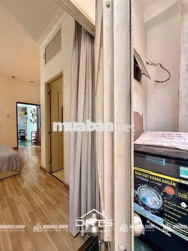 Penthouse 55m2 sân vườn gần Công Trường Mê Linh, Phố Nhật, Cầu Bason