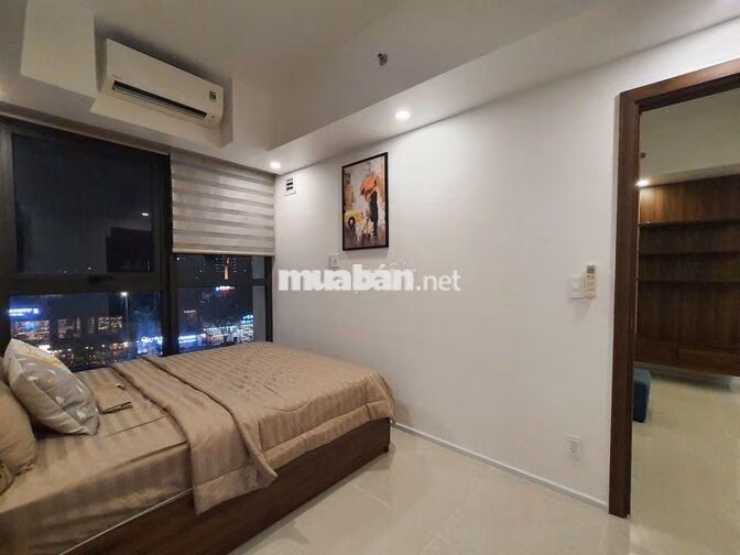 Cho thuê căn hộ 2 phòng ngủ, có hồ bơi, bồn tắm nằm, gần biển Mỹ Khê