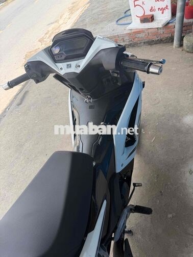 Honda Winner v3X Trắng đen 9c sang tên dc
