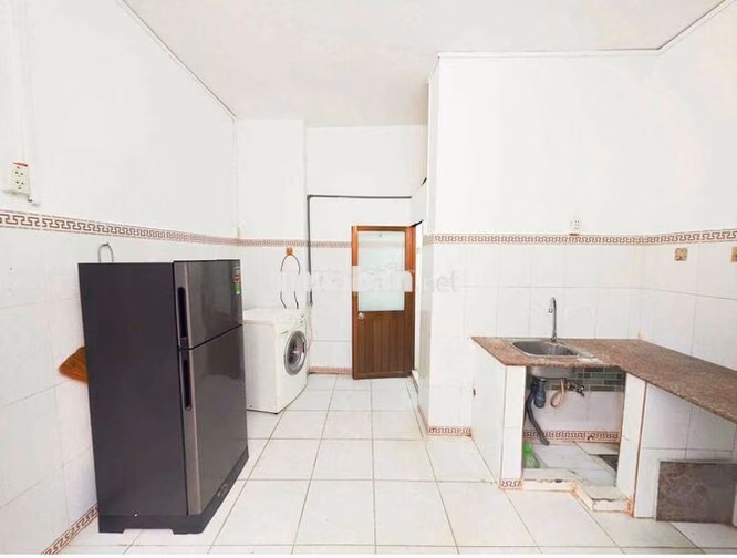 Cho thuê nhà nguyên căn đầy đủ nt. 2pn2wc Hoàng Văn Thụ p9 PN