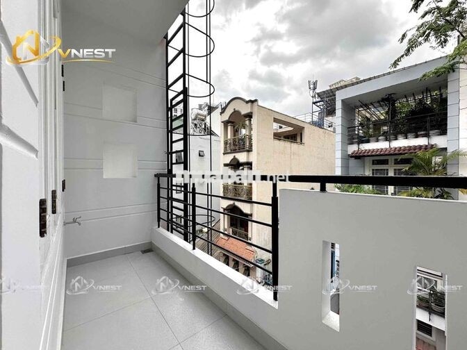 Chỉ 10tr có ngay Căn Hộ Ban Công đi bộ qua chợ Bến Thành - Takashimaya