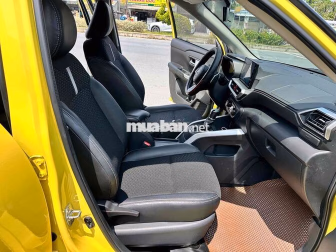Toyota Raize 2024 5 chỗ Tự động Xăng Vàng