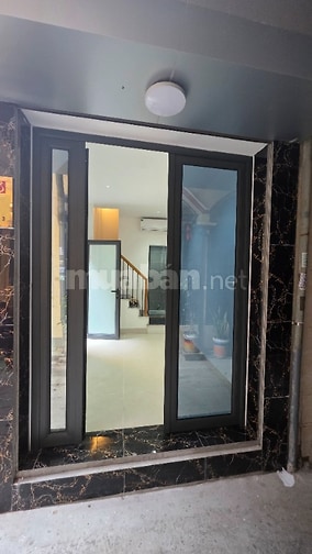Bán nhà riêng 13/18m x 5 tầng  mặt ngõ Thịnh Hào 3 Phố tôn đức thắng