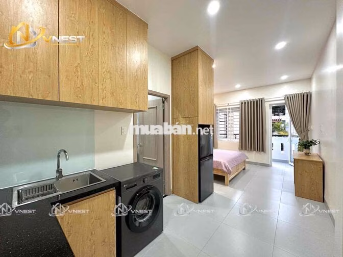 Chỉ 10tr có ngay Căn Hộ Ban Công đi bộ qua chợ Bến Thành - Takashimaya