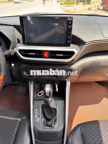 Toyota Raize 2024 5 chỗ Tự động Xăng Vàng