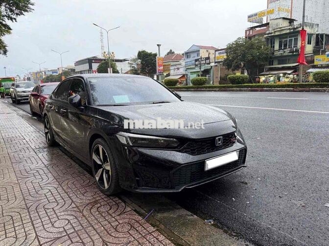Honda Civic HEV RS 2025 7000km Đen