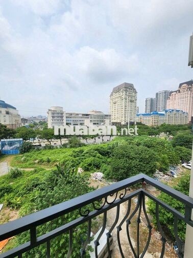 Studio Full Nội Thất Mễ Trì – Gần Keangnam, Mỹ Đình,Phòng Thoáng Sáng 
