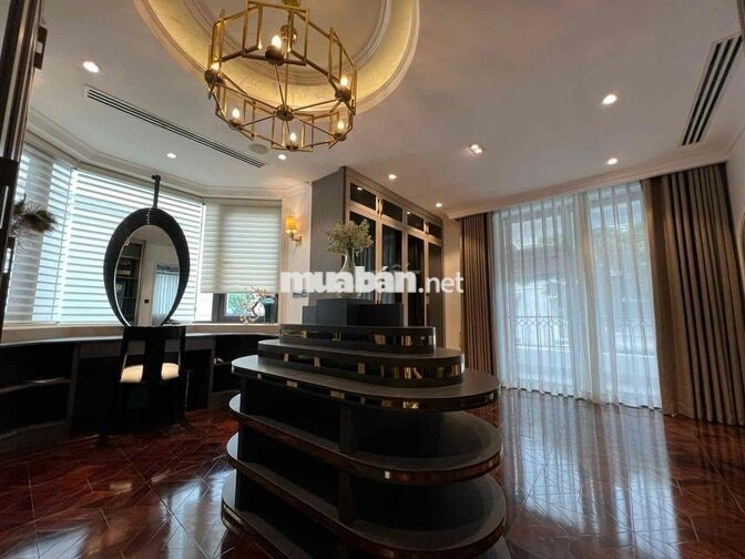 CHO THUÊ BIỆT THỰ ĐẸP PHÚ MỸ HƯNG- FULL NỘI THẤT 115 triệu