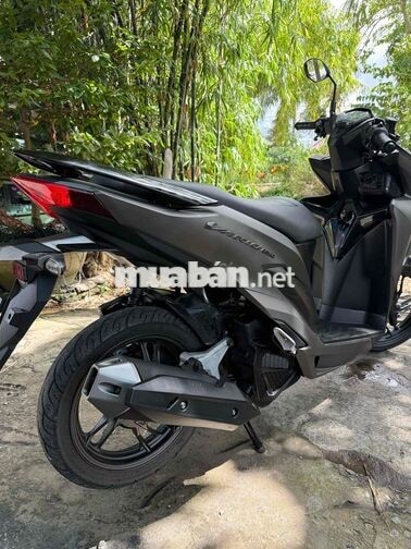 Honda Vario 150 Vàng