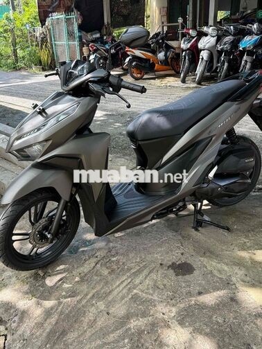 Honda Vario 150 Vàng