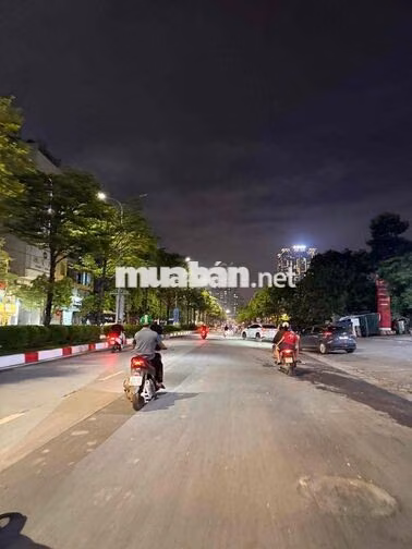 CHO THUÊ NHÀ NGUYÊN CĂN PHỐ MIẾU ĐẦM VỪA LÀM VP VỪA LÀM KHO 100Mx2TÂNG
