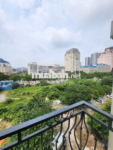 Studio Full Nội Thất Mễ Trì – Gần Keangnam, Mỹ Đình,Phòng Thoáng Sáng 