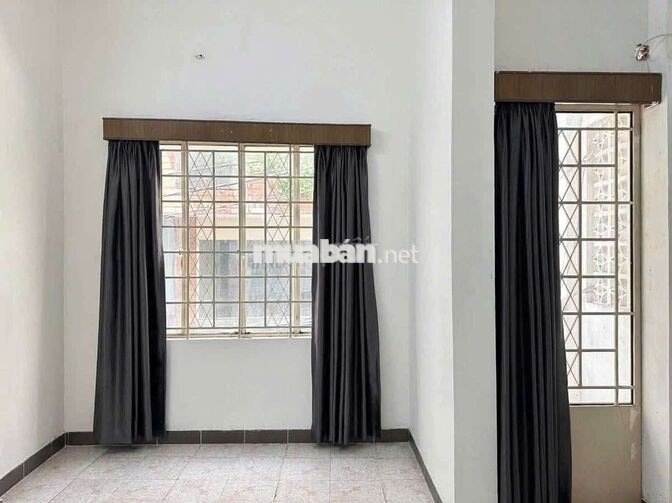 nhà vị trí đẹp kd sầm uất 4x12 tr 2 lầu sth 3pn Huỳnh V Bánh p17 Q.PN
