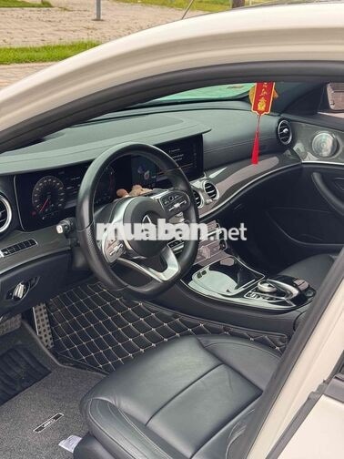 Mercedes E300 AMG 2020 Odo 6v km cực đẹp ✅