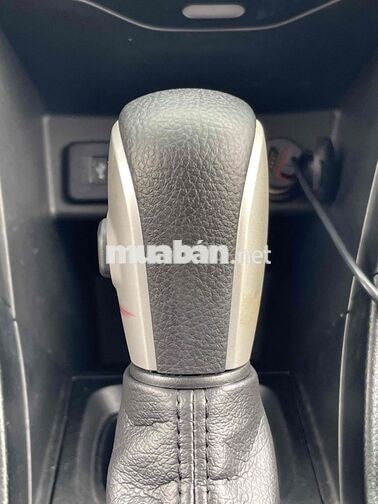 Bán xe suzuki Swift sx 215AT spenciecl mới cứng